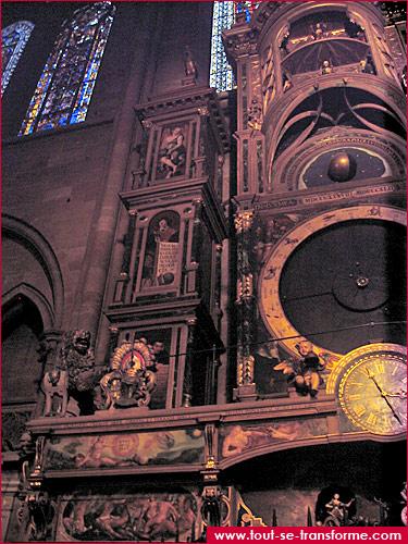 Horloge astronomique et vitraux de la cathédrale de Strasbourg
